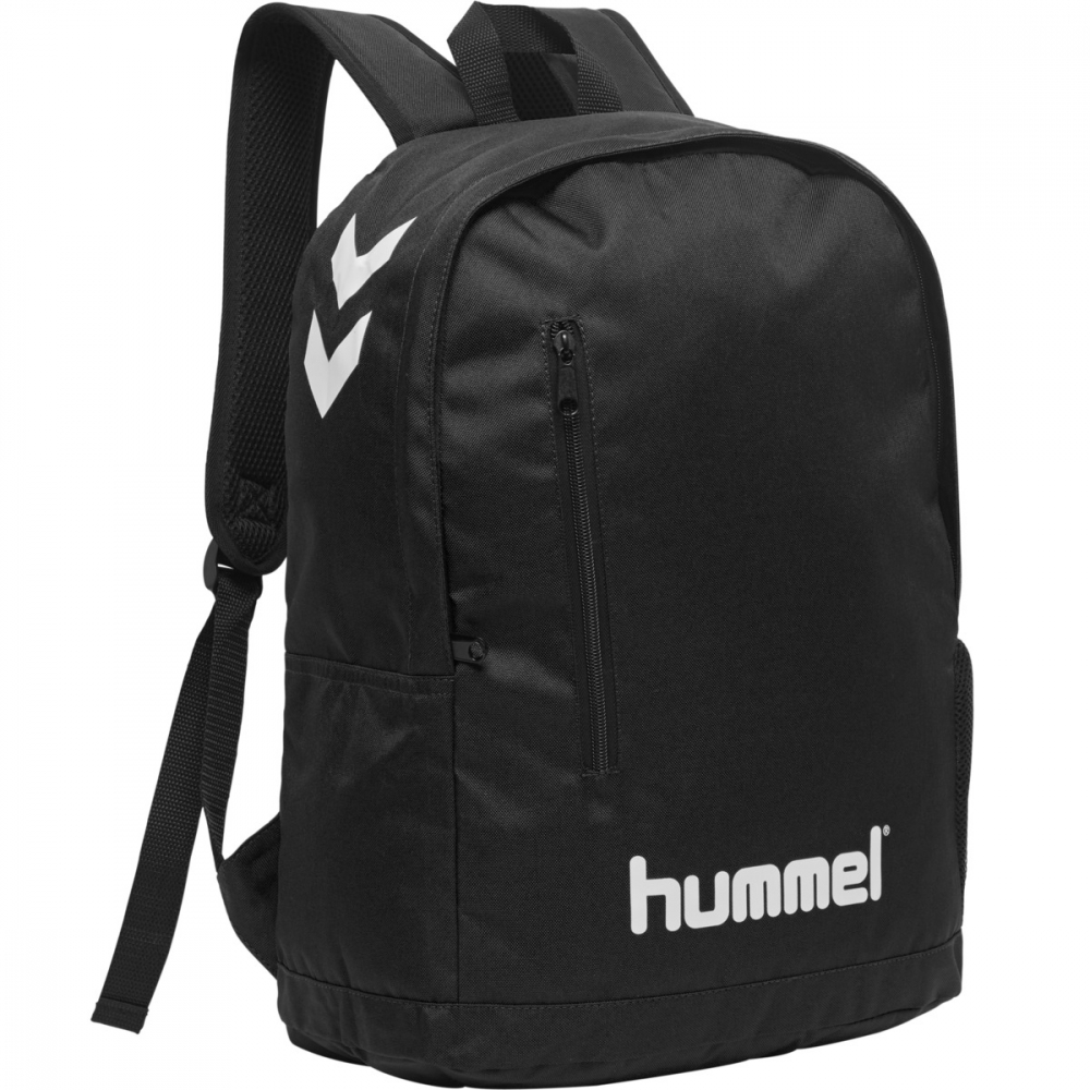 Hummel ryggsekk på 28 liter. Klubblogo på front